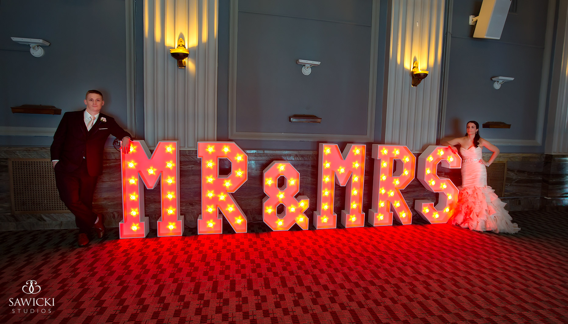 4' MR & MRS Light Up Letters - Photo by Sawicki Photography
