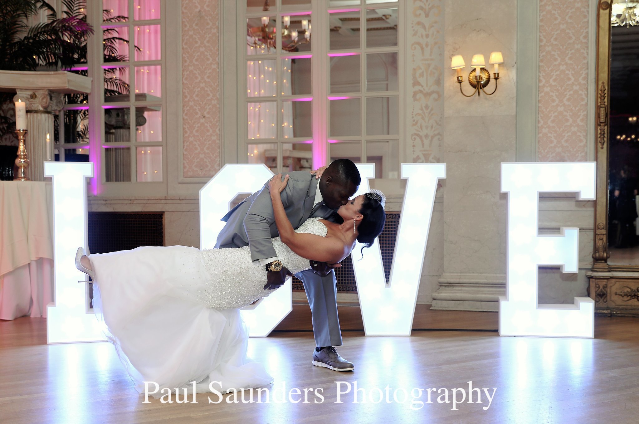 4' LOVE Light Up Letters - Photo by Paul Saunders Photography